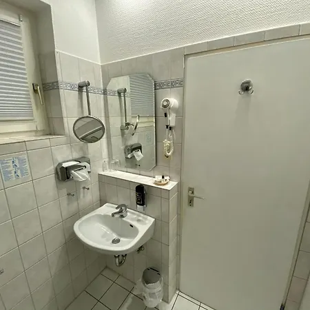 Waldhotel Zum Bergsee 3*
