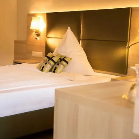 Ξενοδοχείο Waldhotel Zum Bergsee 3*