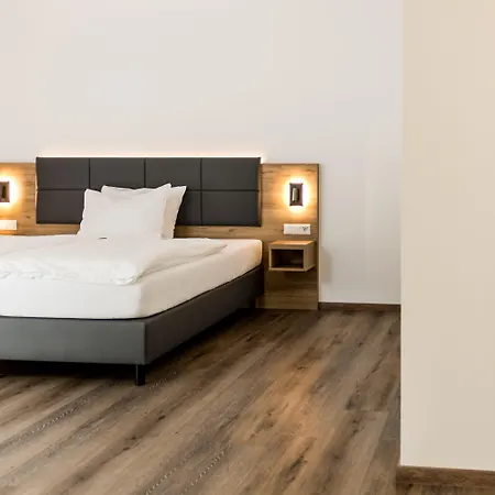 Waldhotel Zum Bergsee Hotel 3*