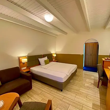 Hotel Waldhotel Zum Bergsee 3*