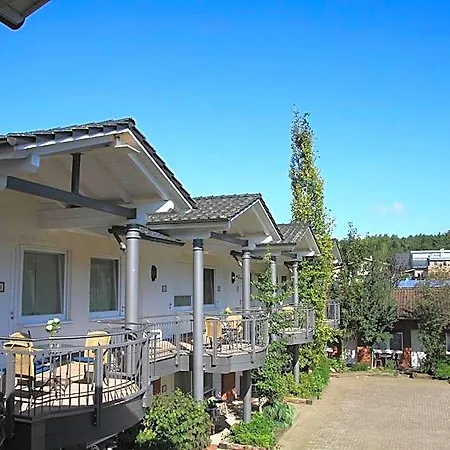 酒店 Waldhotel Zum Bergsee 3*