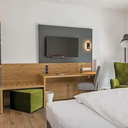 Ξενοδοχείο Waldhotel Zum Bergsee 3*
