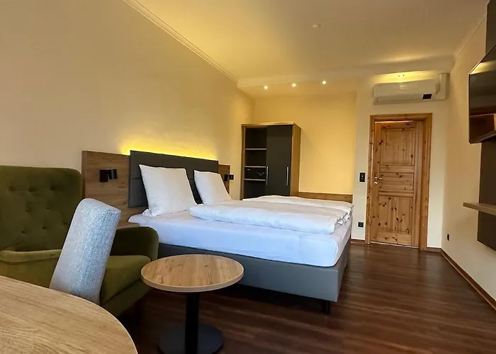 Waldhotel Zum Bergsee 3* Damme