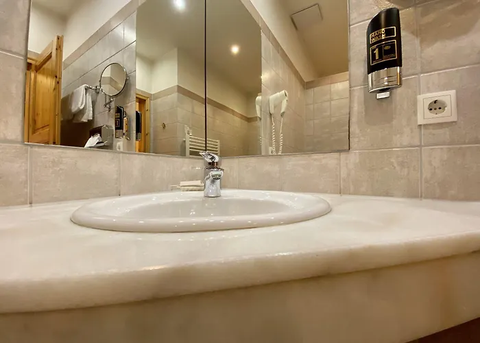 Waldhotel Zum Bergsee 3*